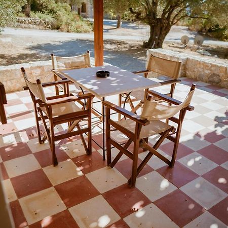 Seafront Traditional Stone House In Sunset Olive Grove - B Villa Alyfanta Exterior photo